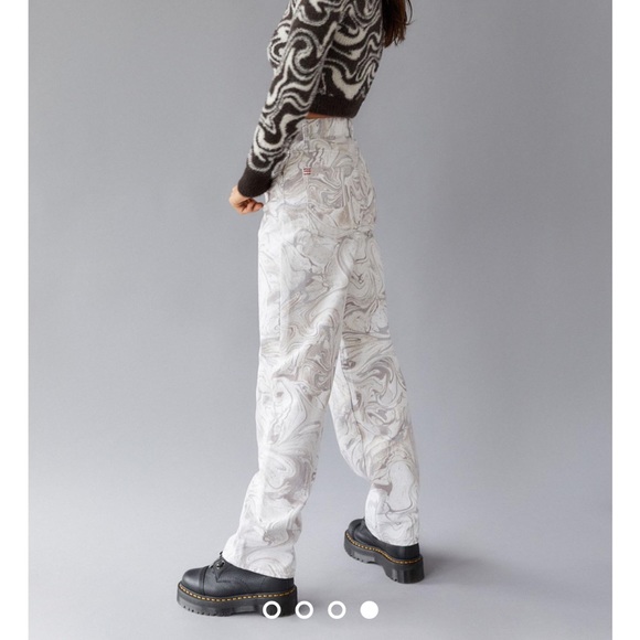 Urban Outfitters BDG High Waisted Skate Baggy Wide Leg Jean Size 26 - Picture 4 of 16